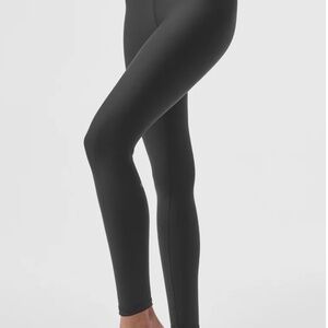 ALO HIGH WAIST AIRLIFT LEGGINGS IN ANTHRACITE